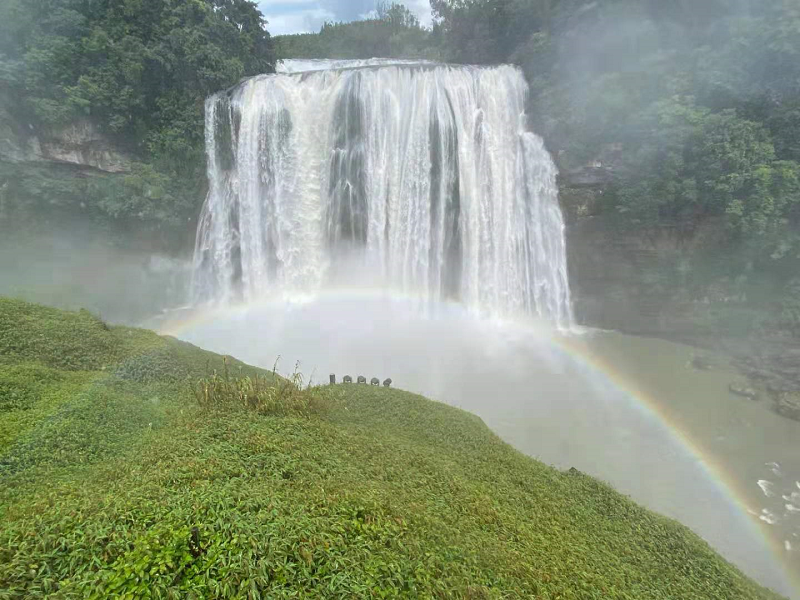 Maxrac Family Starts Midsummer Trip Maxrac Family Starts Midsummer Trip