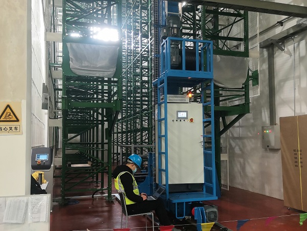 نظام مستودعات آلي يخدم صناعة السيارات