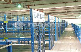 Warehousing Shelves-Logistics Transfer Station